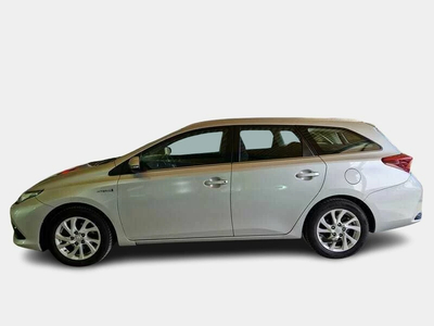 Toyota Auris Ibrida Usata