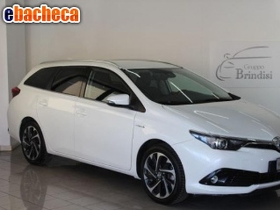 Toyota - auris - ts 1.8..