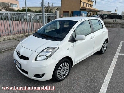 TOYOTA Yaris 1.3 5 porte Sol