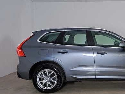 Volvo XC60 II Momentum Pro, B4 AWD mild hybrid (D) automatico da Bisson Auto