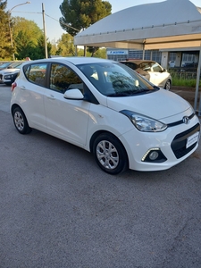 Hyundai i10 1.0 LPGI Econext Login usato