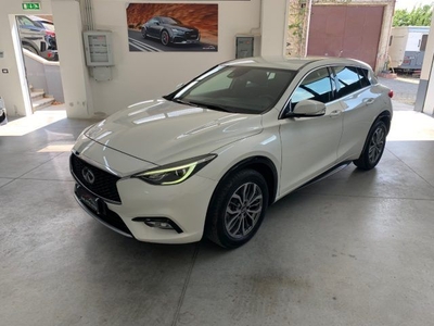 INFINITI Q30 1.5 diesel Business Executive