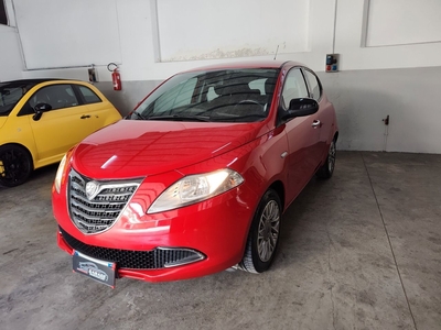 Lancia Ypsilon 1.2 69 CV 5 porte S&S Gold