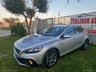 Volvo V40 Cross Country D2