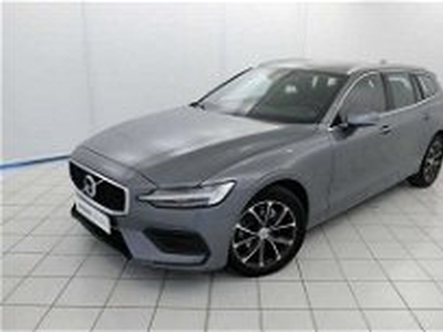 Volvo V60 Cross Country D3 Geartronic Business Plus del 2020 usata a Castel d'Ario