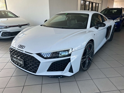 Audi R8 quattro S tronic Performance 456 kW