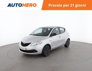 Lancia Ypsilon 1.0 FireFly