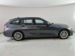 BMW 316 48V Business Advantage Touring auto