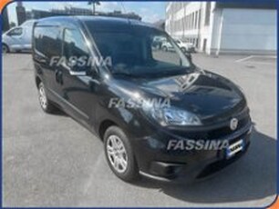 Fiat Doblò Furgone 1.6 MJT 105CV PC-TN Cargo Lamierato SX E5+ del 2019 usata a Milano