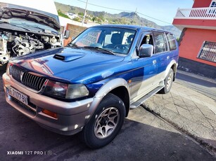 Mitsubishi Montero 1999