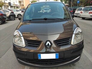 RENAULT MODUS 1.2 CLIMA SENSA UN GRAFFIO