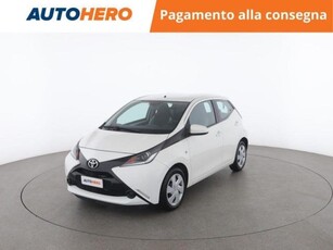 Toyota Aygo 1.0 VVT-i 69 CV 5 porte x-play MMT Usate