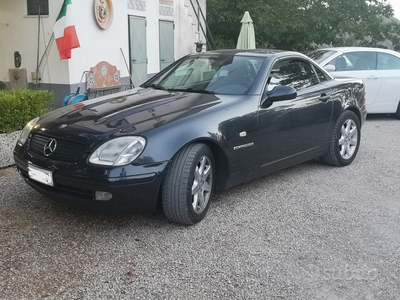 Usato 1998 Mercedes SLK200 2.0 Benzin 192 CV (7.900 €)