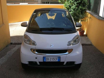 Usato 2009 Smart ForTwo Coupé 1.0 Benzin 71 CV (4.500 €)