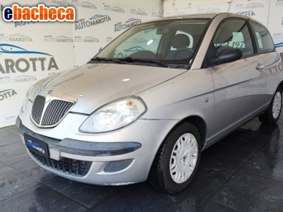 Lancia Ypsilon 1.2 16v..