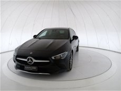 Mercedes-Benz CLA Shooting Brake 200 d Automatic Shooting Brake Sport del 2021 usata a Bari