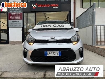 Kia picanto 1.0 12v..