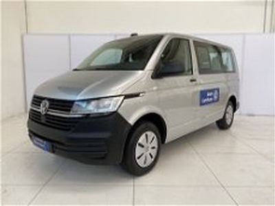 Volkswagen Veicoli Commerciali Transporter Furgone 2.0 TDI 110CV PL Kombi del 2021 usata a Cornegliano Laudense
