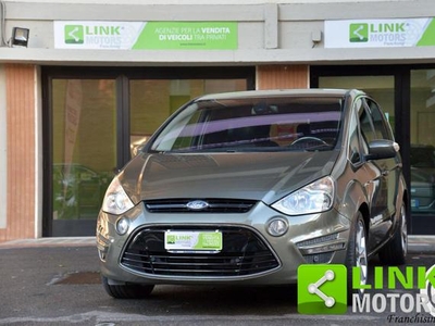2013 FORD S-Max