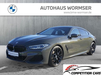 2022 BMW M8