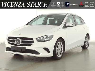 2022 MERCEDES-BENZ B 200