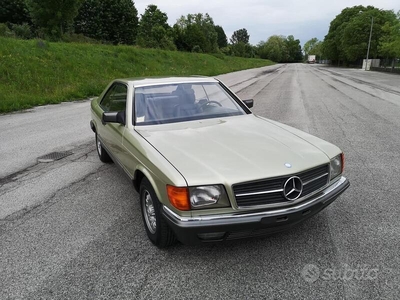 Usato 1982 Mercedes 500 Benzin 231 CV (26.000 €)
