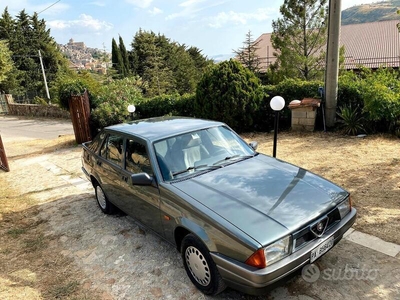 Usato 1989 Alfa Romeo 75 1.8 Benzin 120 CV (7.200 €)