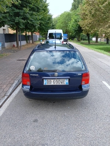 Usato 1999 VW Passat 1.9 Diesel 110 CV (1.350 €)