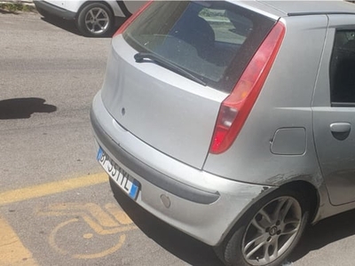 Usato 2001 Fiat Punto 1.9 Diesel 80 CV (700 €)