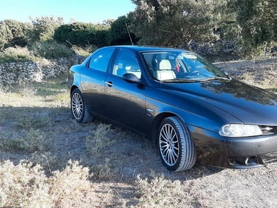 Usato 2005 Alfa Romeo 156 1.9 Diesel 150 CV (2.900 €)