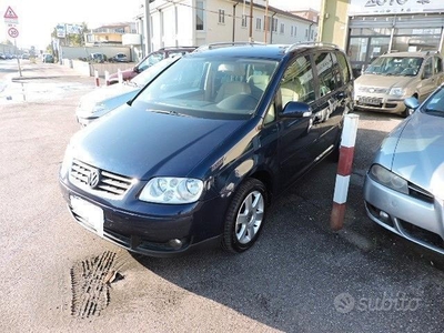 Usato 2006 VW Touran 2.0 Diesel 140 CV (4.500 €)