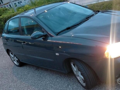 Usato 2007 Seat Ibiza 1.4 Diesel 75 CV (2.950 €)