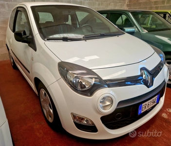 Usato 2013 Renault Twingo 1.1 Benzin 75 CV (6.490 €)