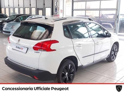 Usato 2014 Peugeot 2008 1.2 Benzin 82 CV (10.390 €)