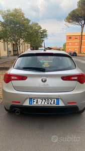 Usato 2015 Alfa Romeo Giulietta 1.6 Diesel 105 CV (8.500 €)