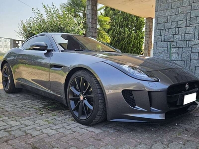 Usato 2015 Jaguar F-Type 3.0 Benzin 381 CV (41.000 €)
