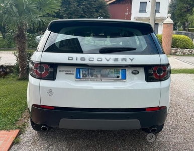 Usato 2015 Land Rover Discovery Sport 2.2 Diesel 150 CV (16.500 €)