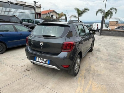 Usato 2017 Dacia Sandero 0.9 Benzin 90 CV (9.900 €)