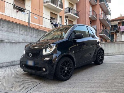 Usato 2017 Smart ForTwo Coupé 1.0 Benzin 71 CV (14.900 €)