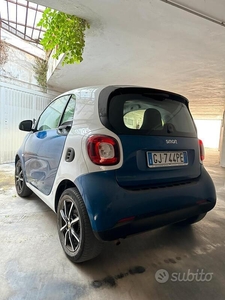 Usato 2018 Smart ForTwo Coupé 0.8 Benzin 41 CV (12.500 €)