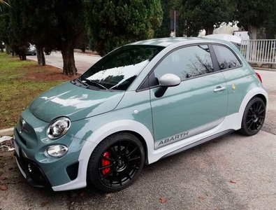 Usato 2019 Abarth 695 1.4 Benzin 180 CV (35.000 €)