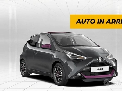 Usato 2020 Toyota Aygo 1.0 Benzin 72 CV (12.600 €)