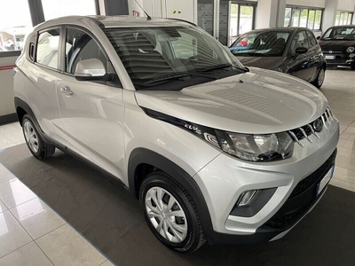 Usato 2022 Mahindra KUV100 1.2 Benzin 83 CV (12.890 €)