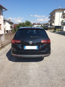 Usato 2022 VW Passat Alltrack 2.0 Diesel 190 CV (28.000 €)