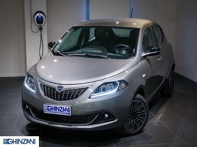 Usato 2023 Lancia Ypsilon 1.0 El_Hybrid 69 CV (17.900 €)