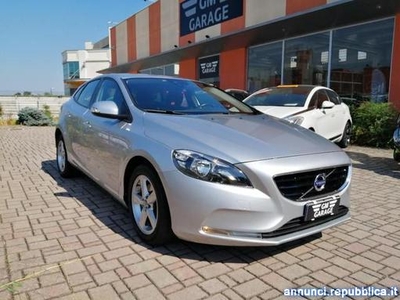 Volvo V40 D2 Business Ossona