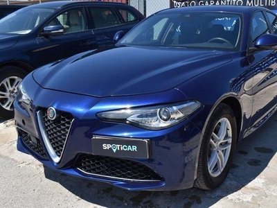 Alfa Romeo Giulia 2.2 Turbodiesel 160 CV AT8 Business Diesel