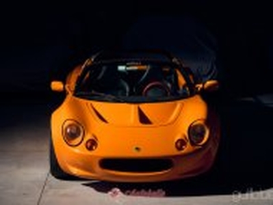 Lotus Elise, chrome orange pearl, 2000