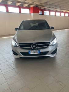 Mercedes-benz B 180 B 180 d Automatic Sport