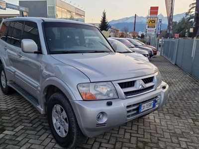 MITSUBISHI Pajero (2000-2007)